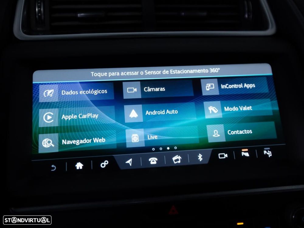 Jaguar E-Pace - 28