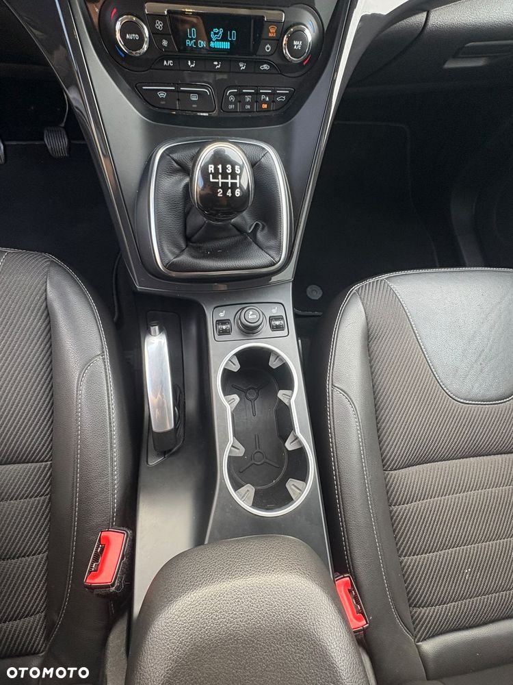 Ford Kuga 2.0 TDCi 4WD Titanium - 32