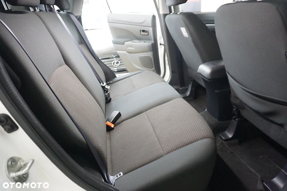 Mitsubishi ASX 1.6 2WD Edition - 23