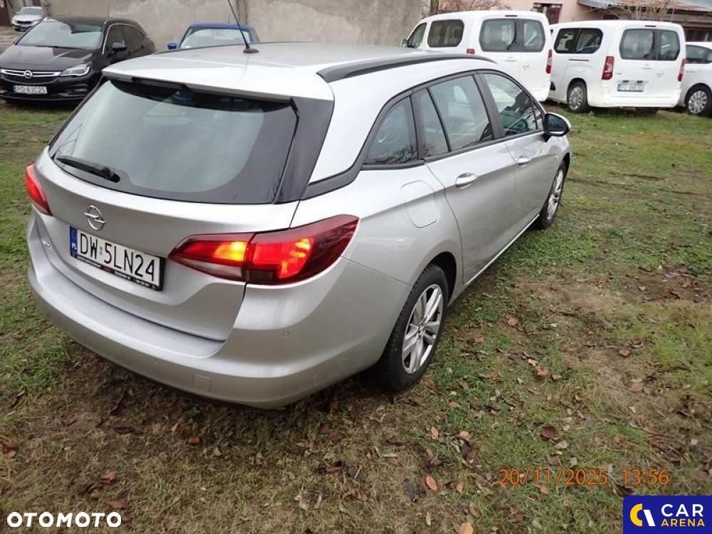 Opel Astra - 4