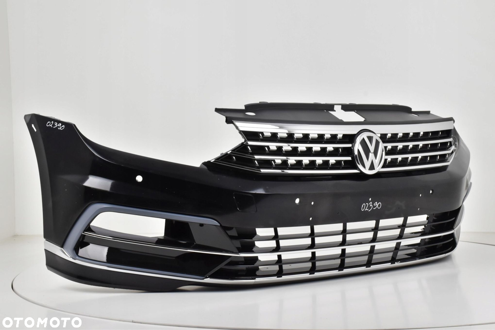 VO;KSWAGEN PASSAT B8 PRZED LIFT R-LINE 2016- ZDERZAK PRZEDNI - 11