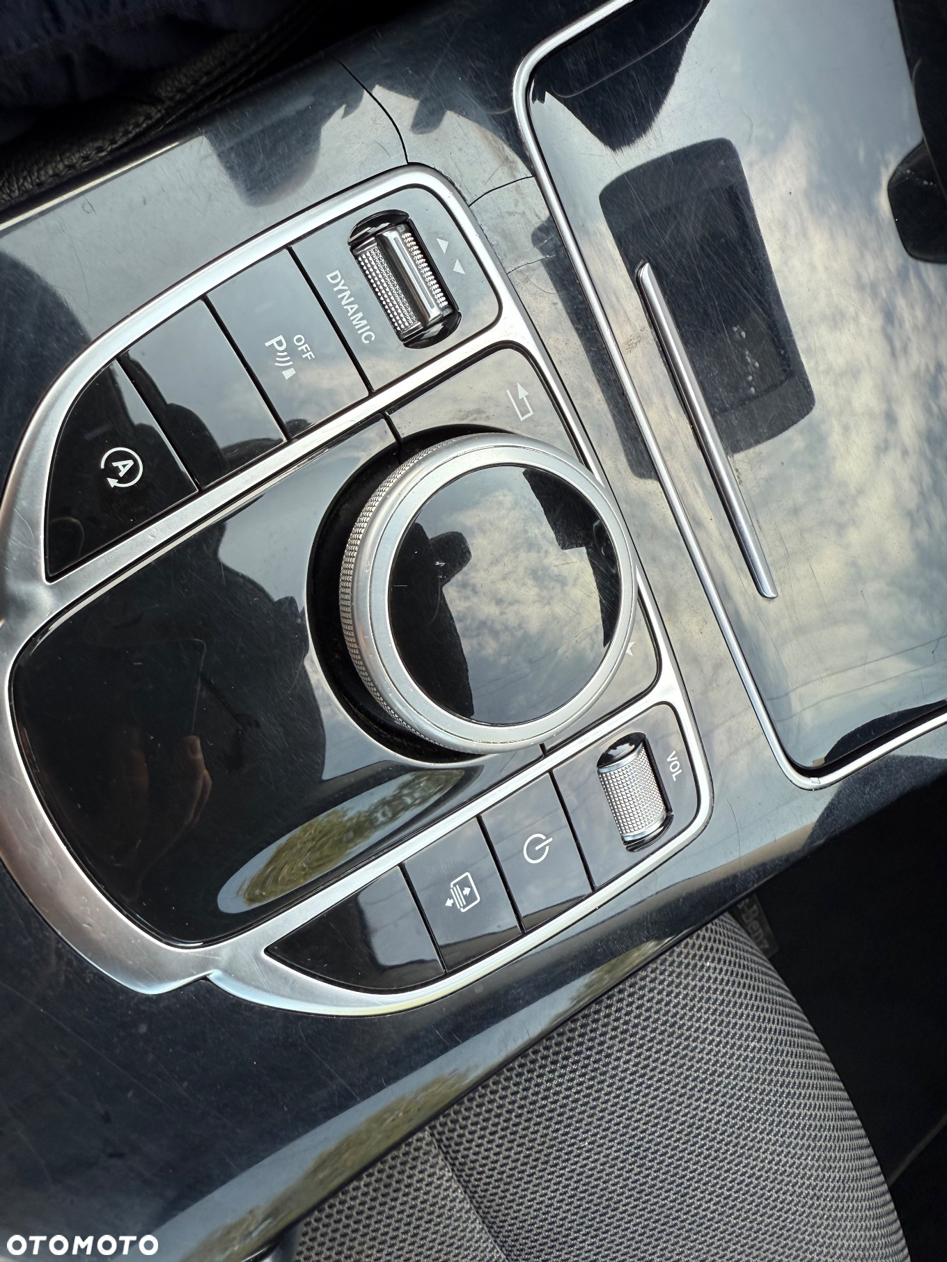 Mercedes-Benz Klasa C 200 7G-TRONIC - 24