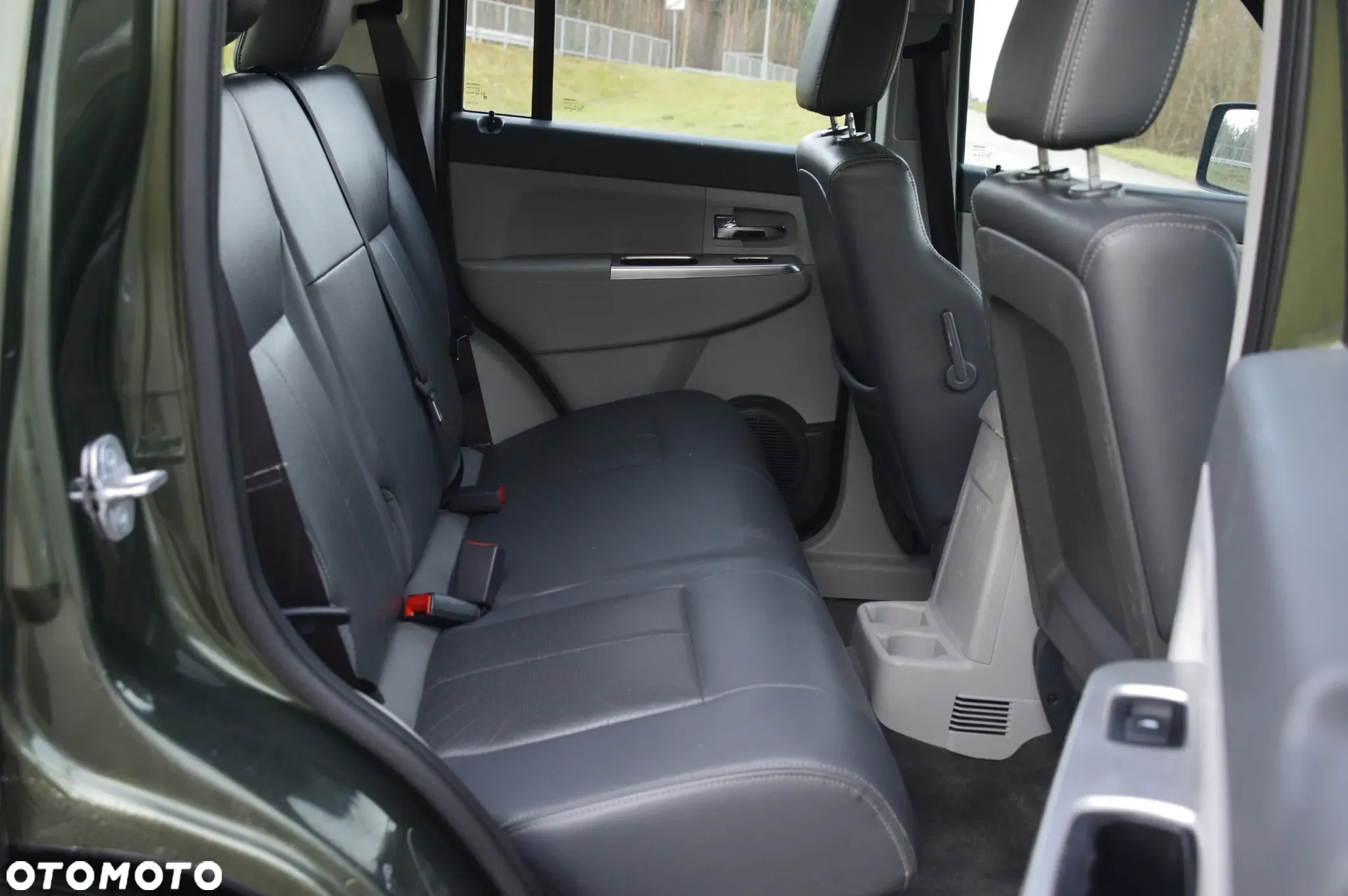 Jeep Cherokee - 9
