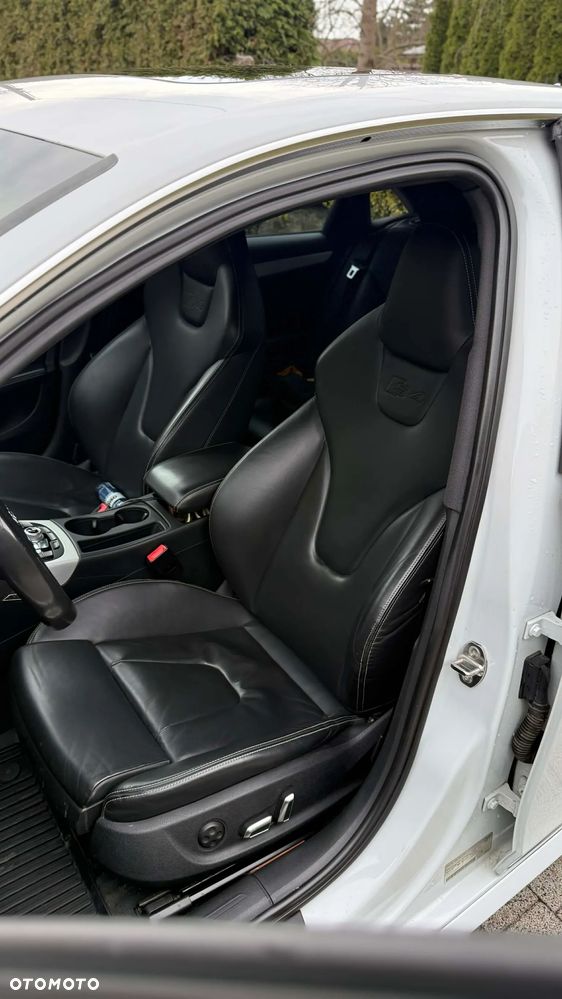 Audi S4 Limousine - 22
