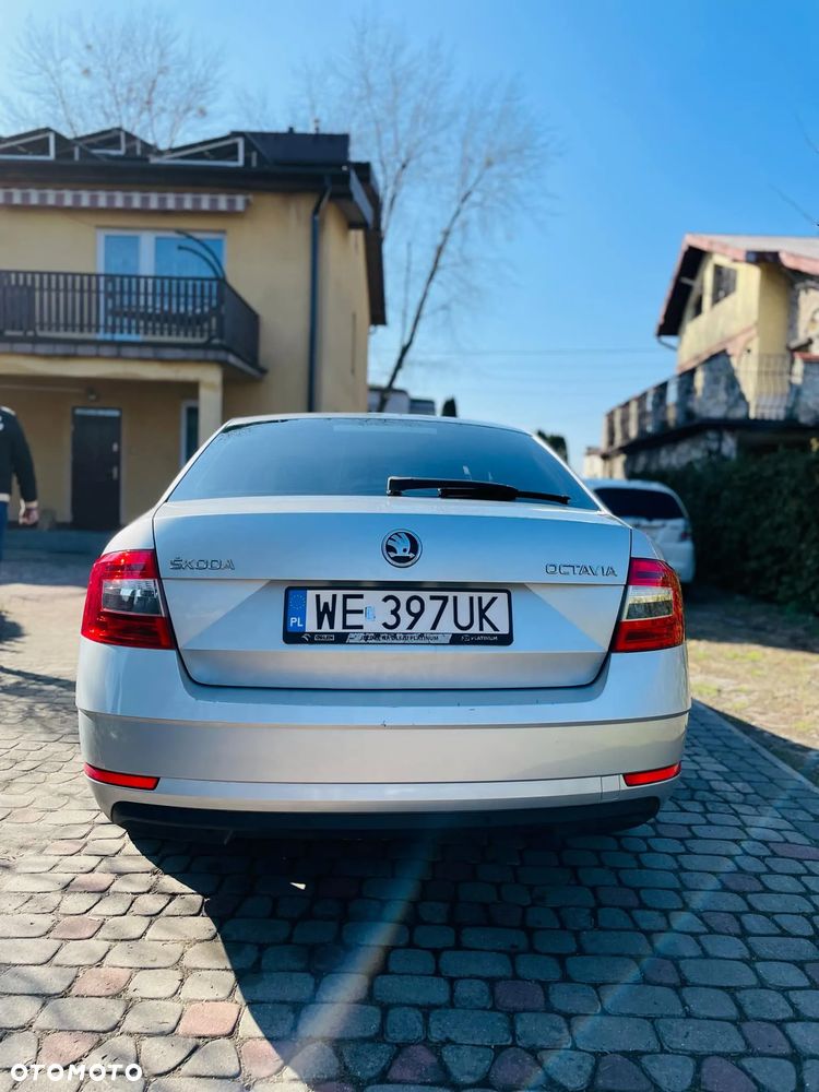 Skoda Octavia 1.4 TSI Ambition - 3