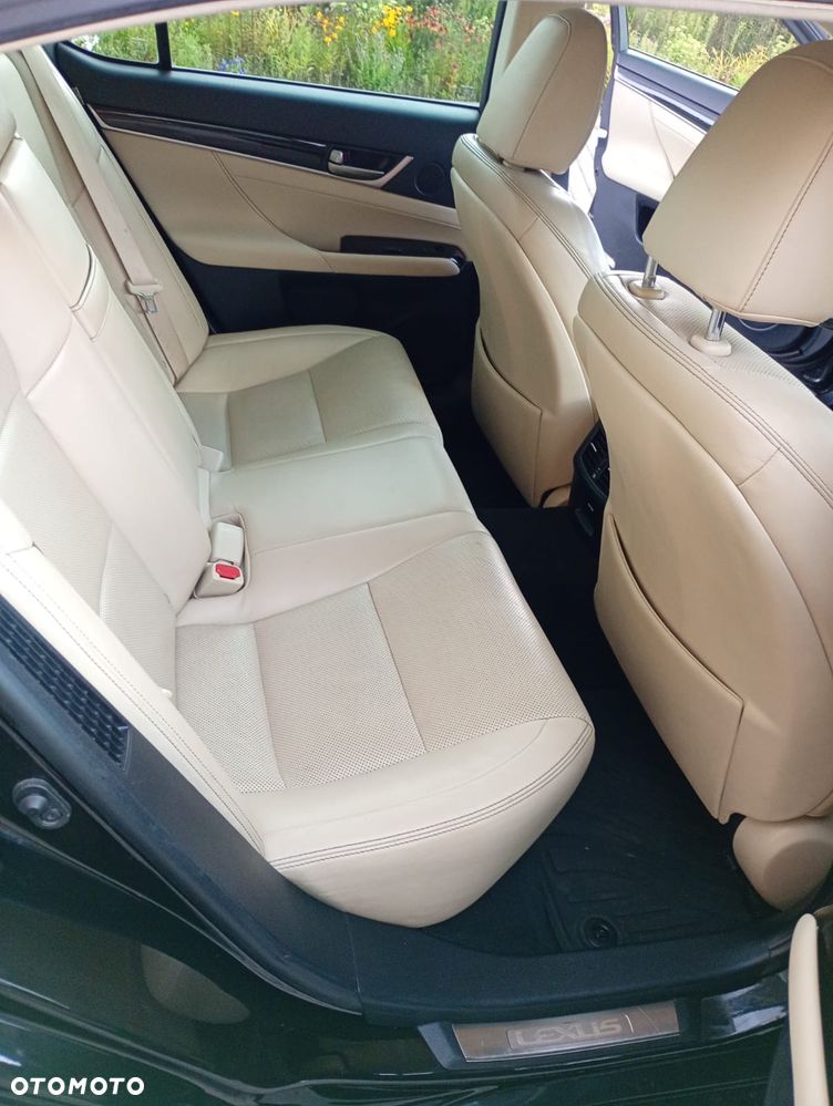 Lexus GS - 8