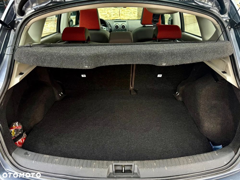 Nissan Qashqai 2.0 4 x 4 tekna - 13