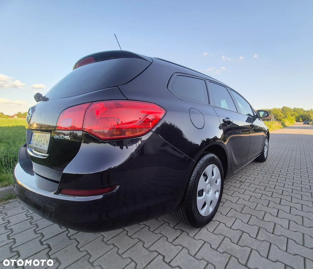 Opel Astra 1.4 ecoFLEX - 9