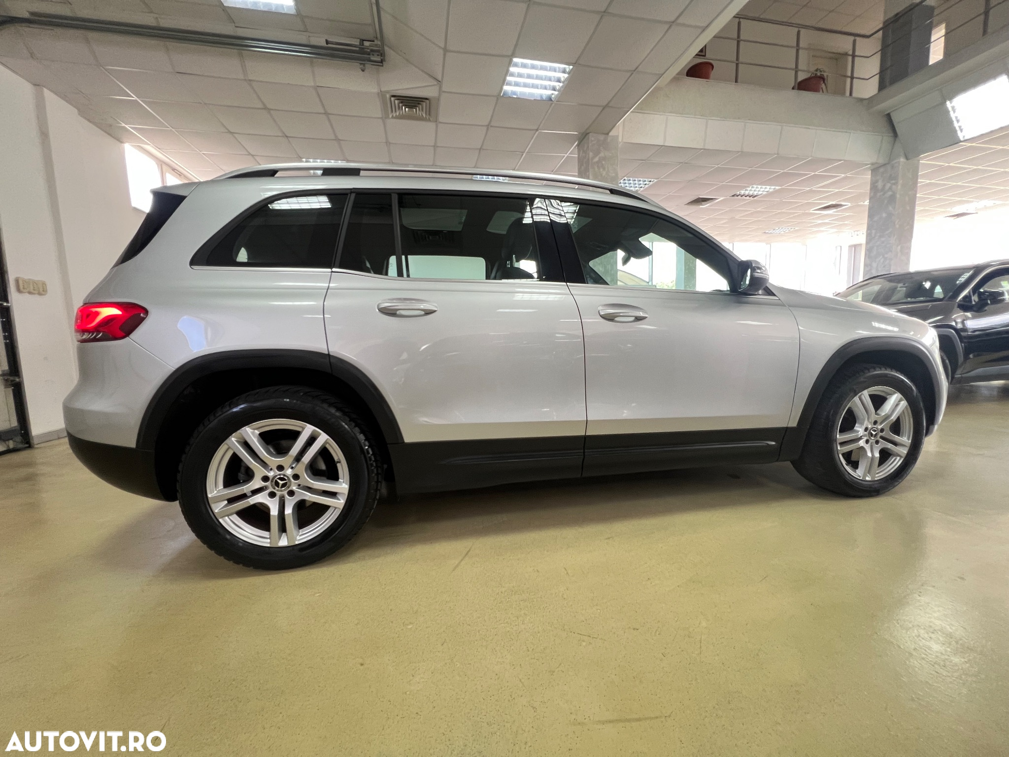 Mercedes-Benz GLB 200 d 4Matic 8G-DCT Special Edition - 9
