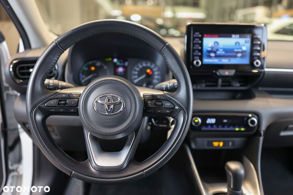 Toyota Yaris - 33