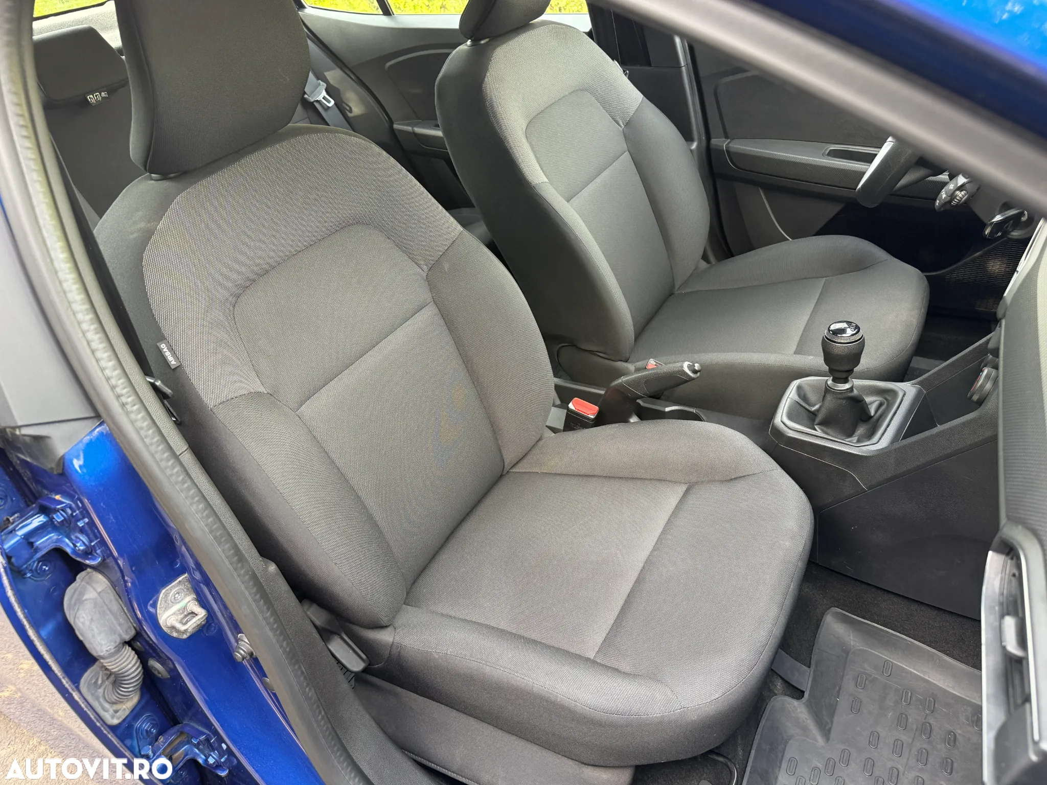 Dacia Logan TCe 90 Essential - 19