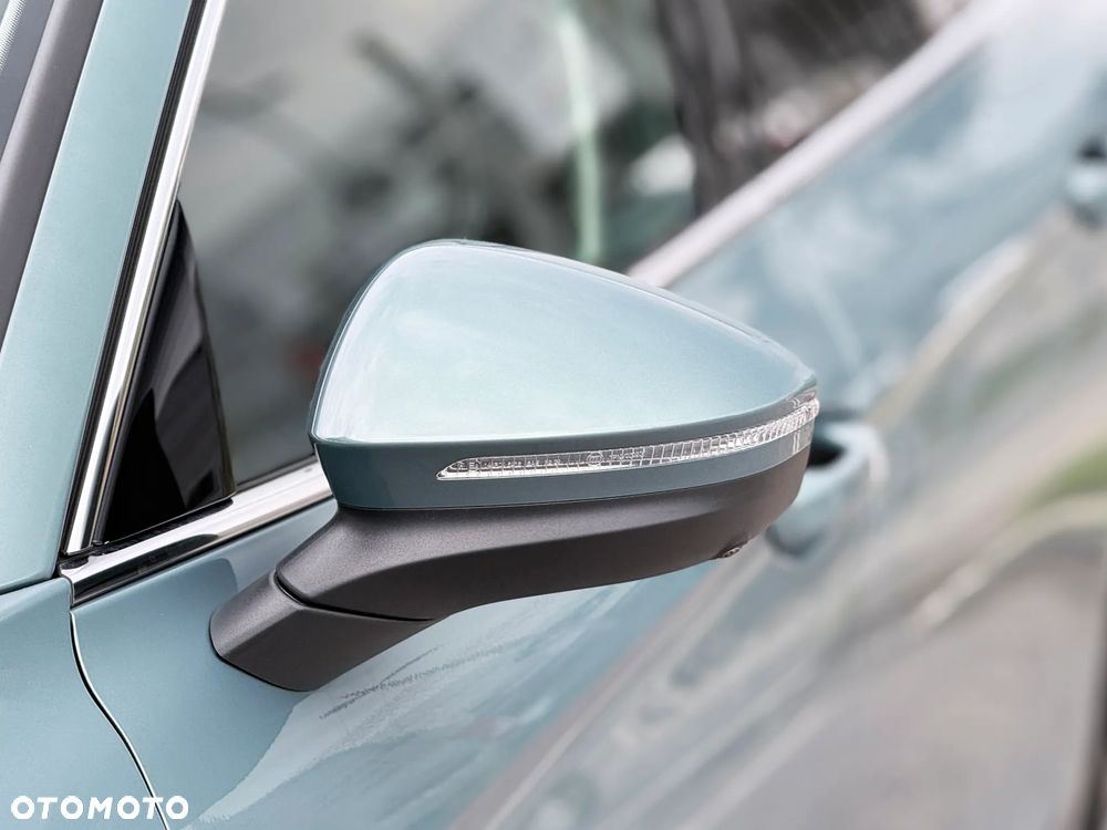 Volkswagen Passat Variant 1.5 TSI ACT mHEV Business DSG - 17