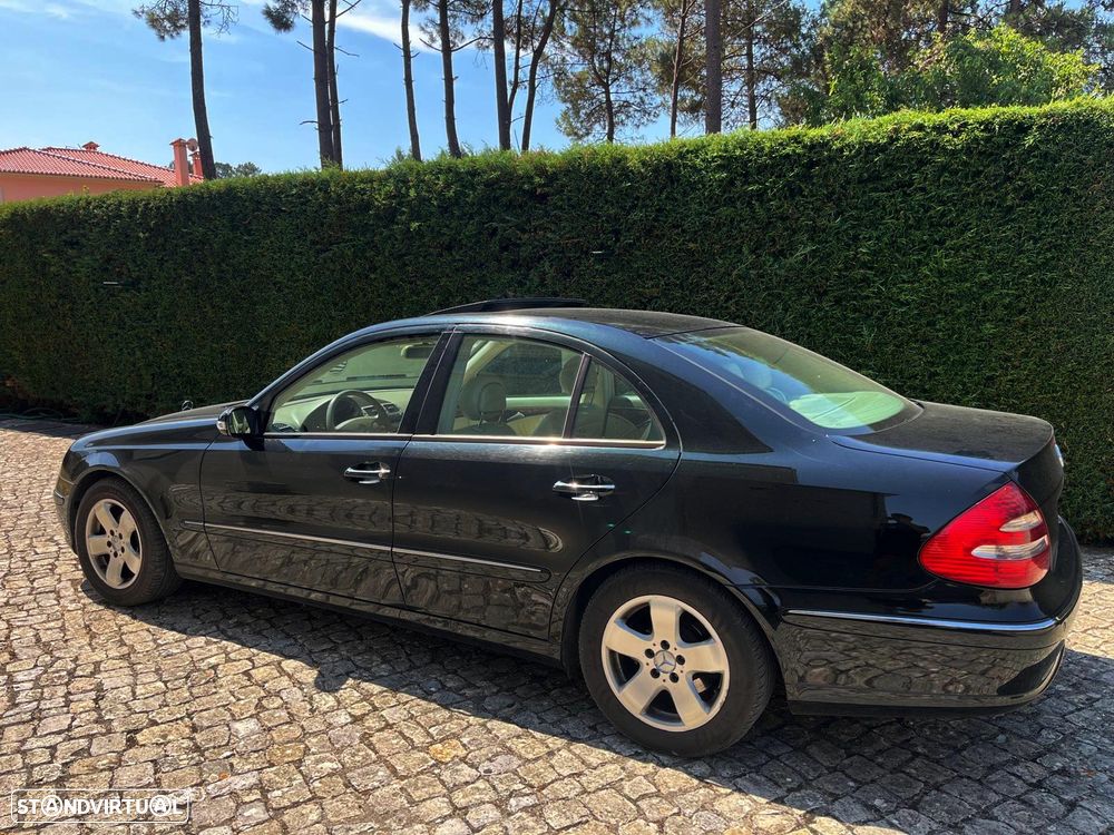 Mercedes-Benz E 220 CDI Avantgarde DPF - 40