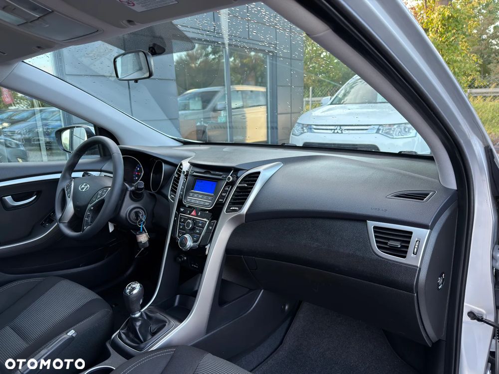 Hyundai i30 1.6 GDI Premium - 9