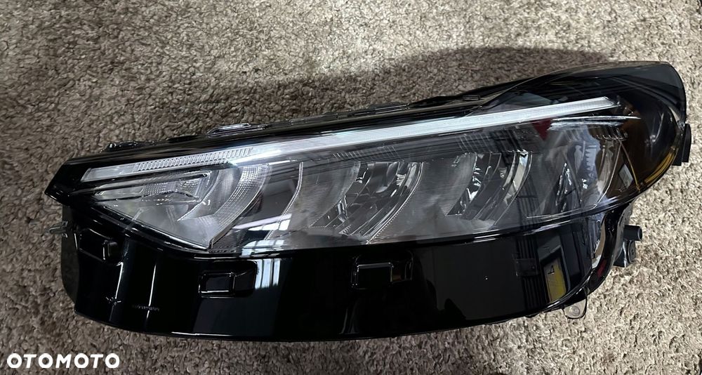 reflektor lewy ford kuga 24- - 2