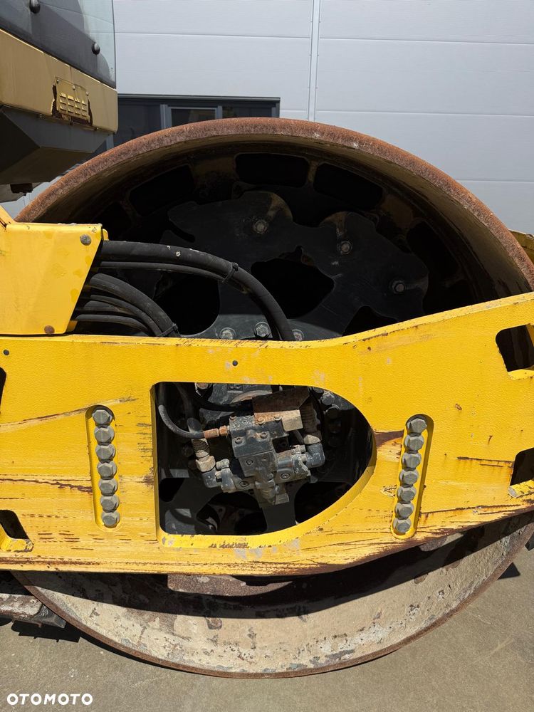 Bomag BW 213 DH-4 - 10