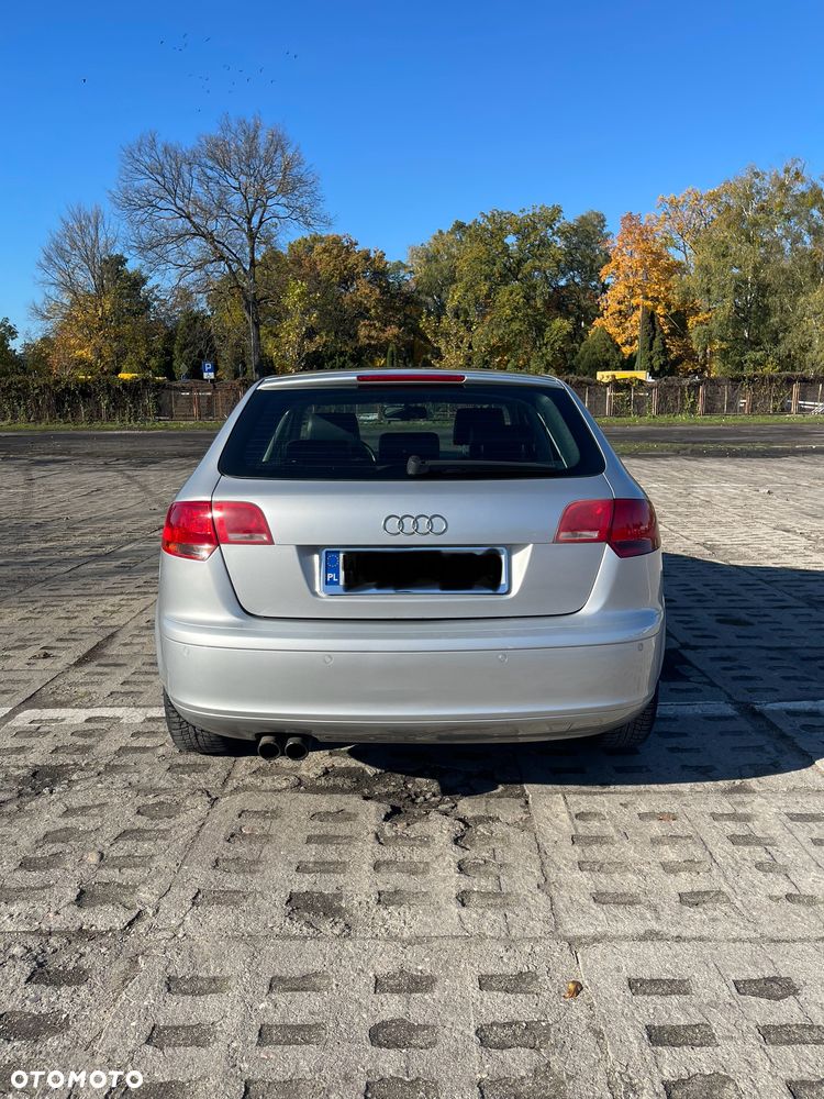 Audi A3 Sportback 1.8 TFSI Ambiente S tronic - 4
