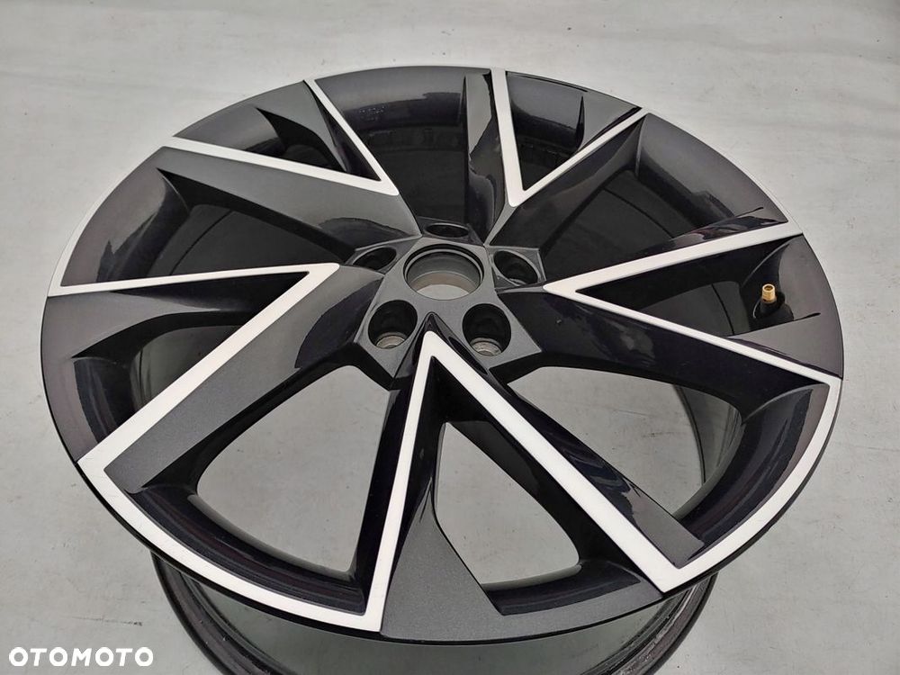 FELGA SKODA KAROQ VRS RS 19 ORYGINAŁ IDEALNA - 2