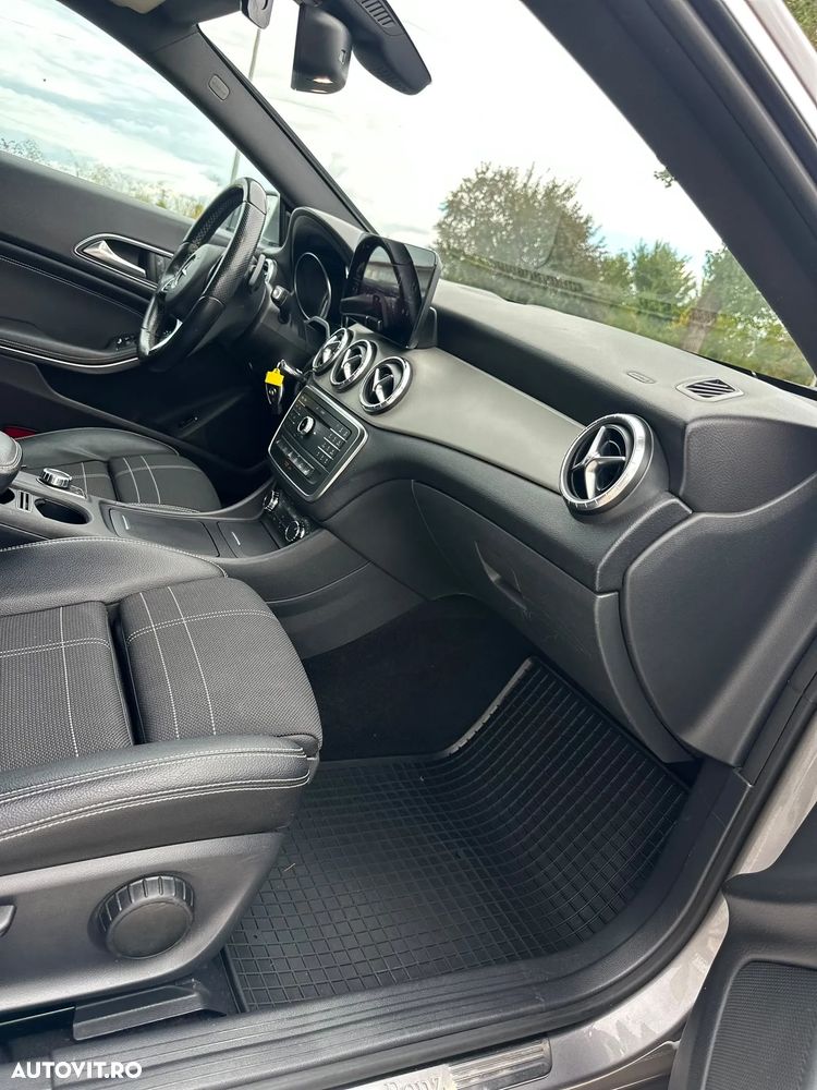 Mercedes-Benz CLA 180 - 15