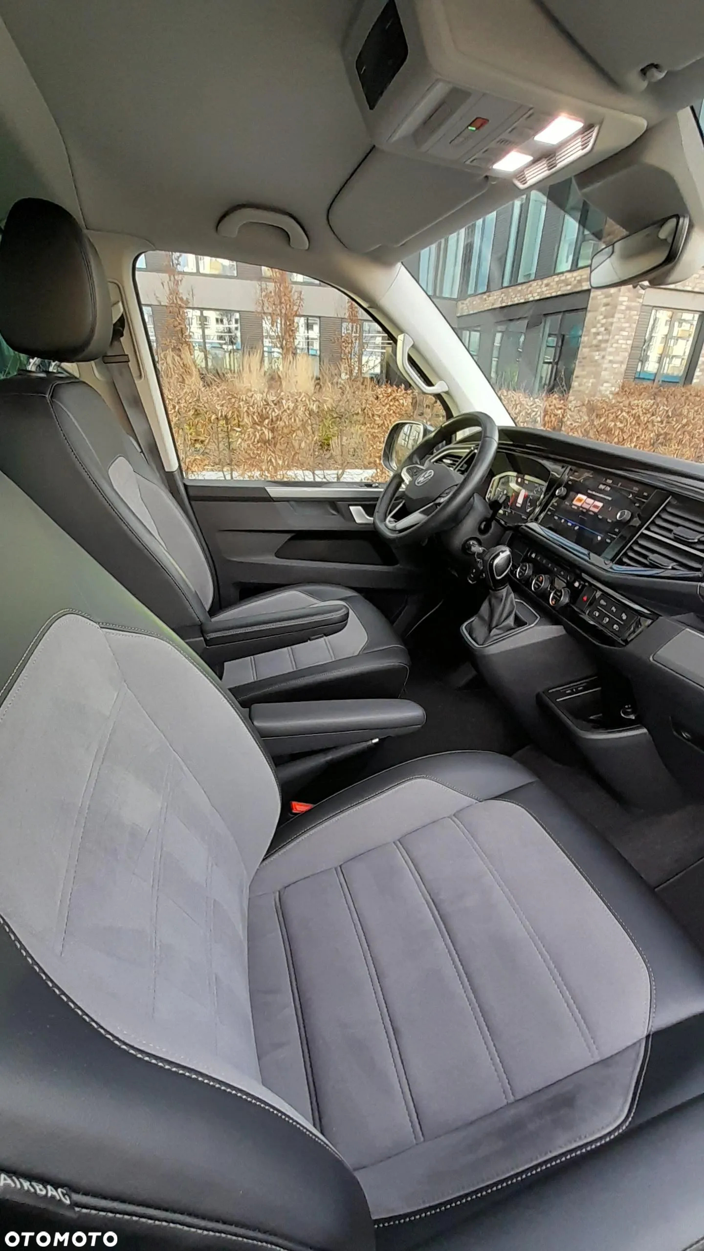 Volkswagen Multivan 6.1 2.0 TDI L1 Highline 4Motion DSG - 15