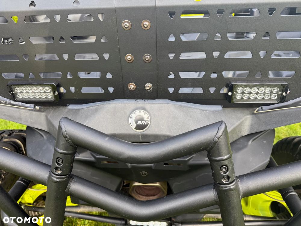 Can-Am Maverick - 31