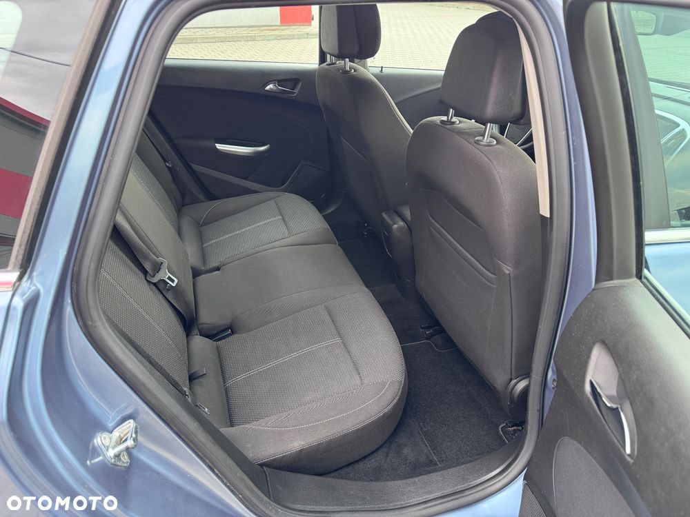 Opel Astra 1.4 Turbo Cosmo - 29