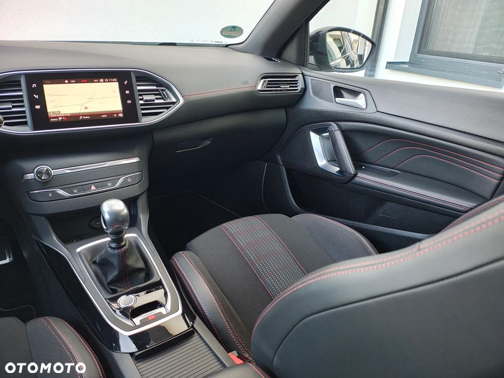 Peugeot 308 BlueHDi 130 Stop & Start GT Pack - 8