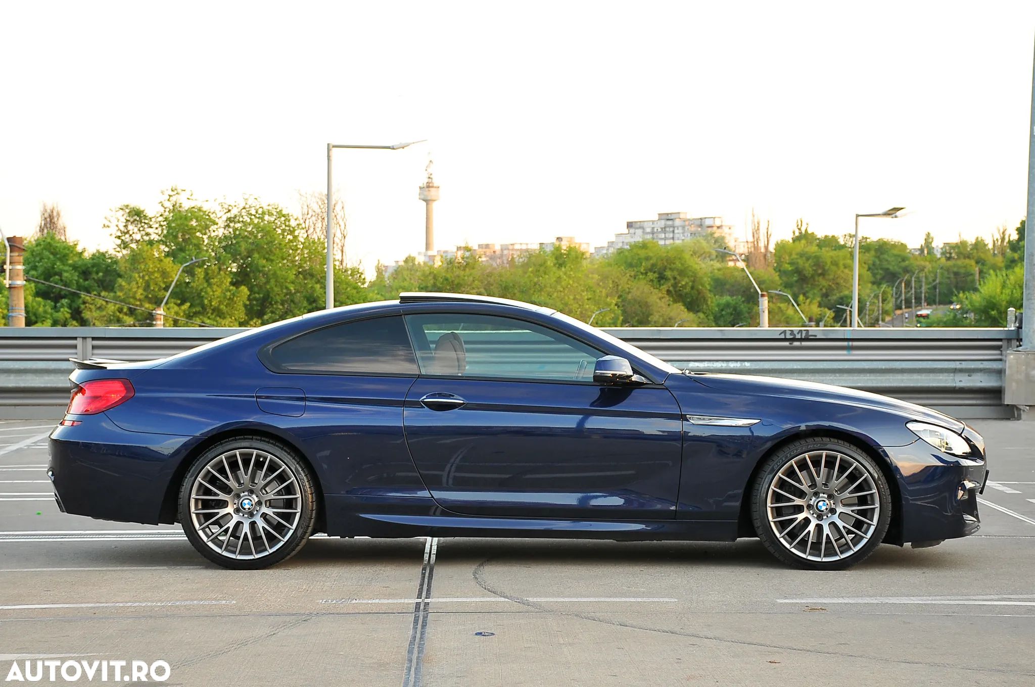 BMW Seria 6 650i xDrive M Sport Edition - 6