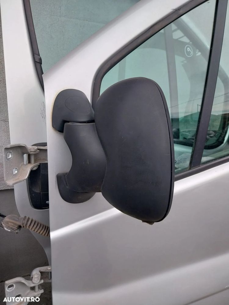 VAND OGLINDA PARTEA STANGA PENTRU RENAULT TRAFIC 2012 - 1