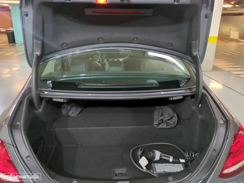 Mercedes-Benz E 300 de Avantgarde - 12