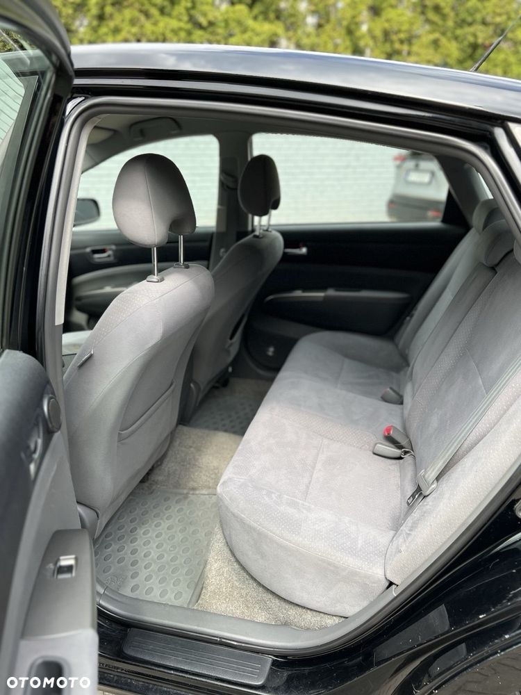 Toyota Prius 1.5 VVT-i Sol (nav) - 4