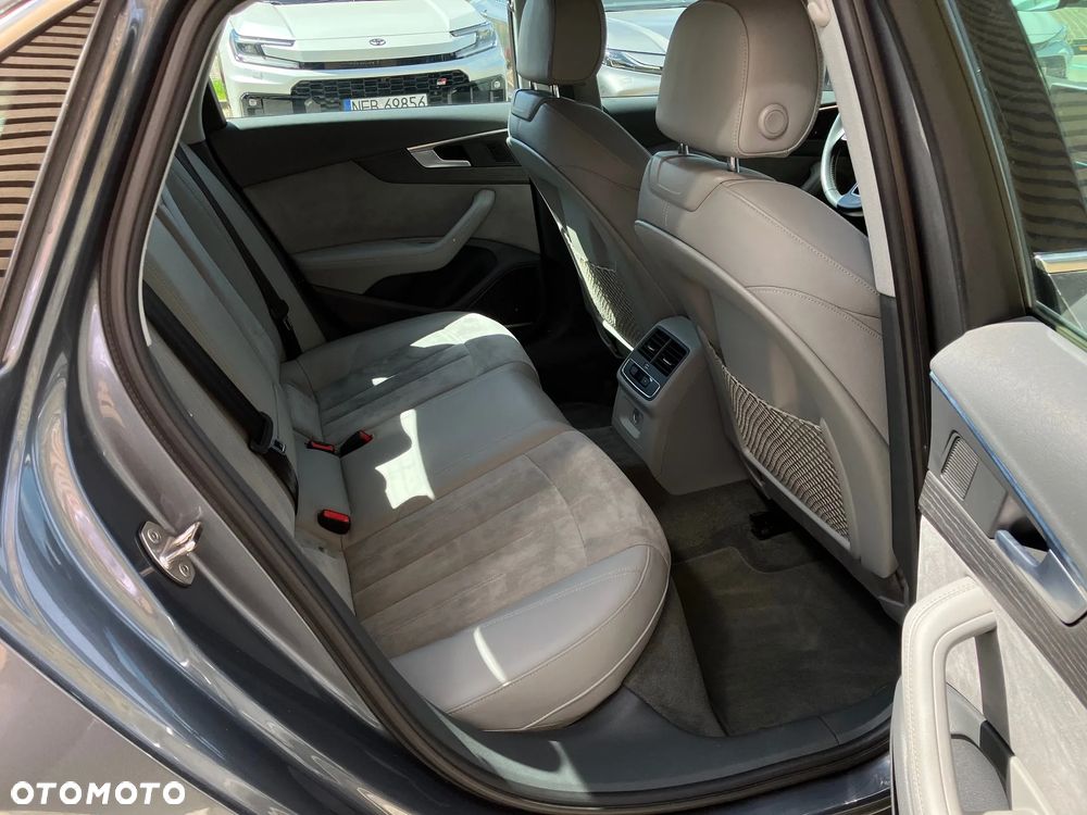 Audi A4 Limousine 2.0 TFSI ultra S tronic - 18