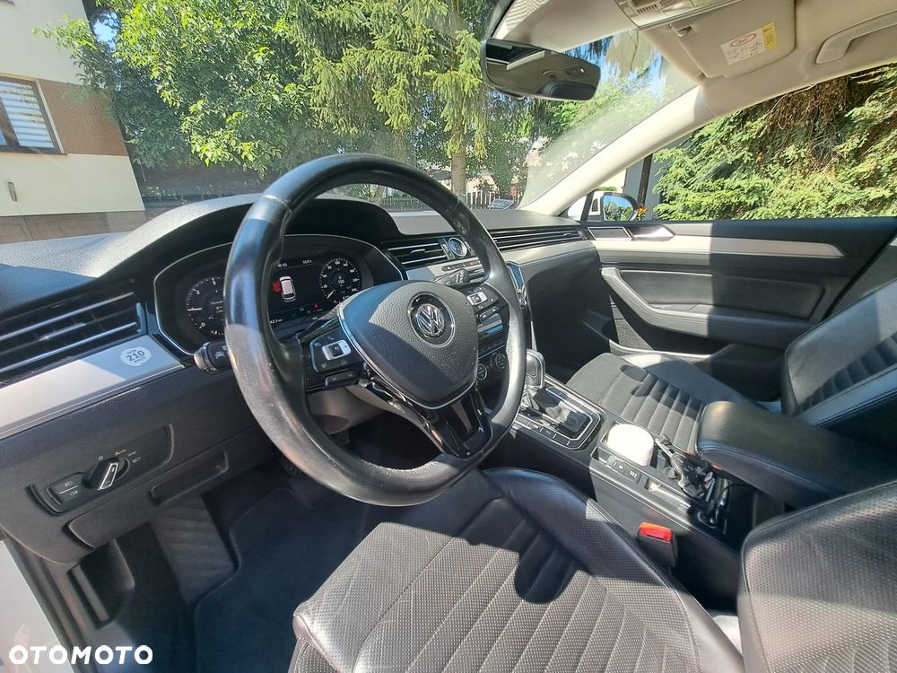 Volkswagen Passat 2.0 TDI SCR (BlueMotion Technology) DSG Highline - 29