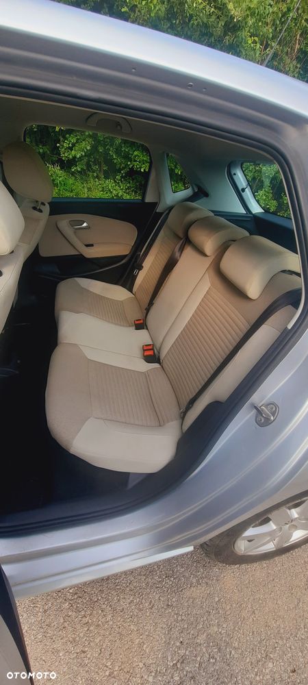 Volkswagen Polo - 13