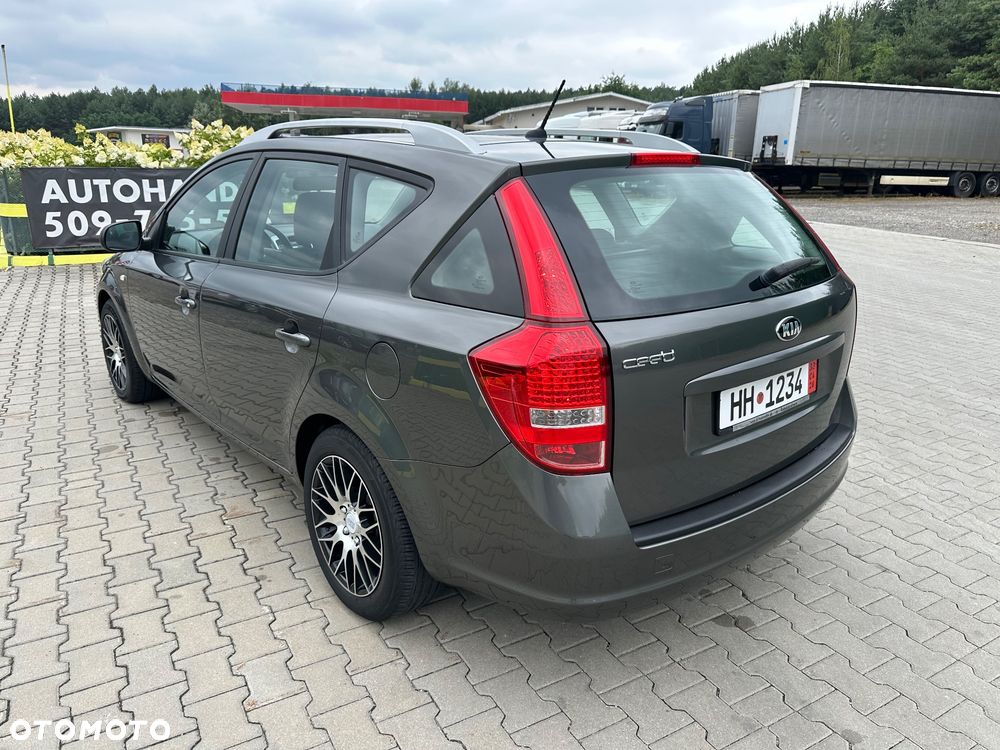 Kia Ceed 1.4 M Euro2012 - 26