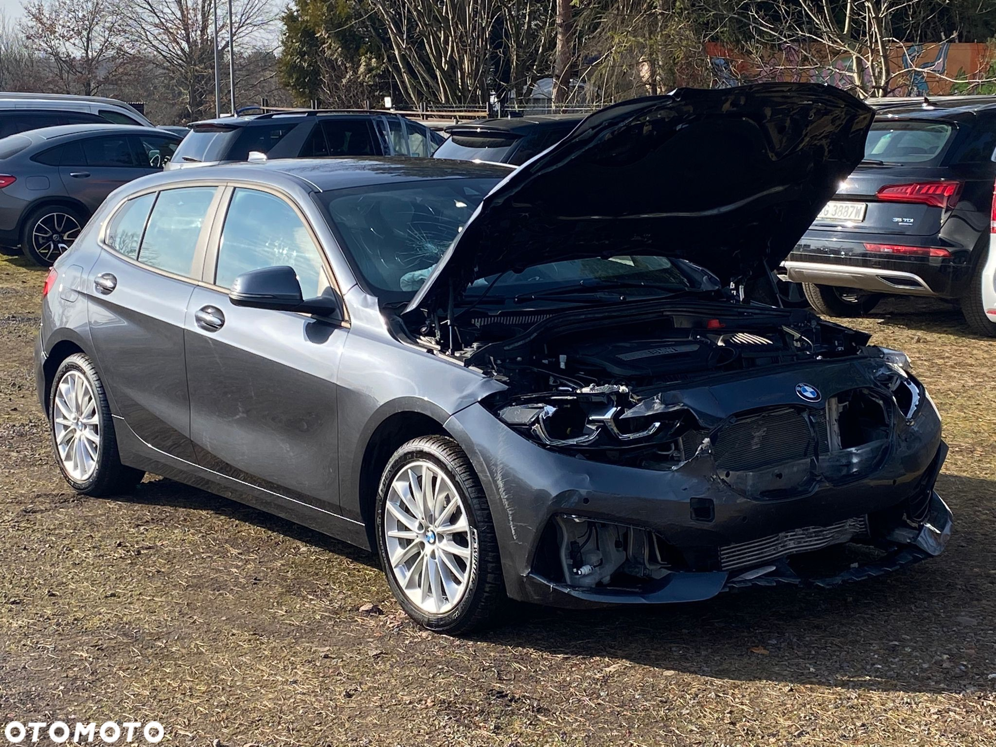 BMW Seria 1 118i - 4