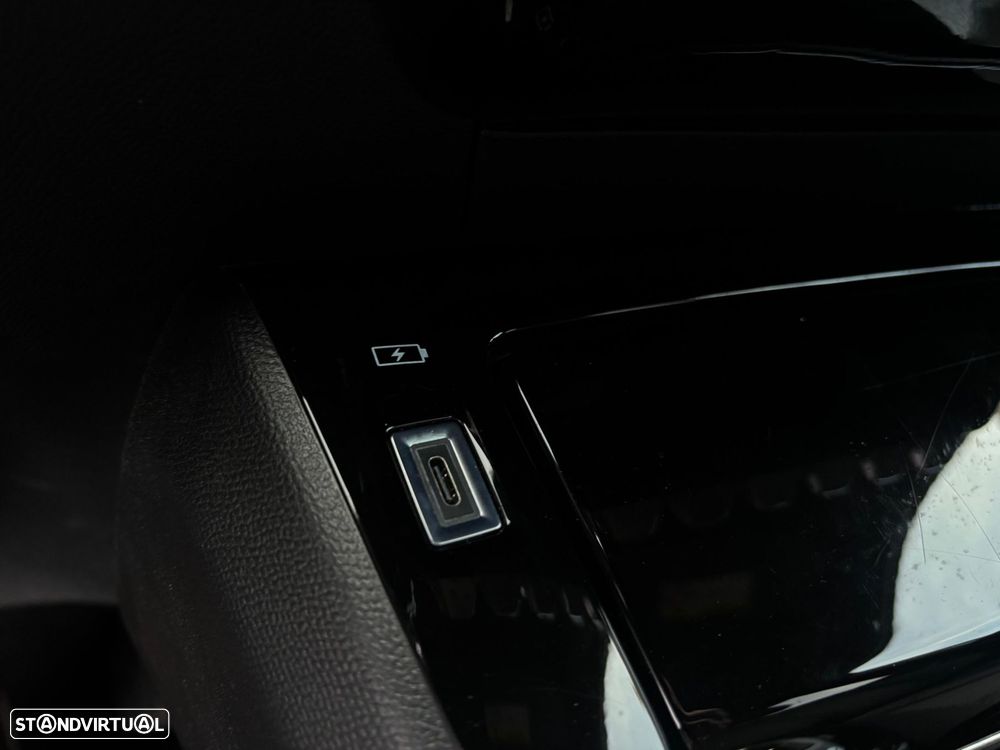 Peugeot 2008 - 26