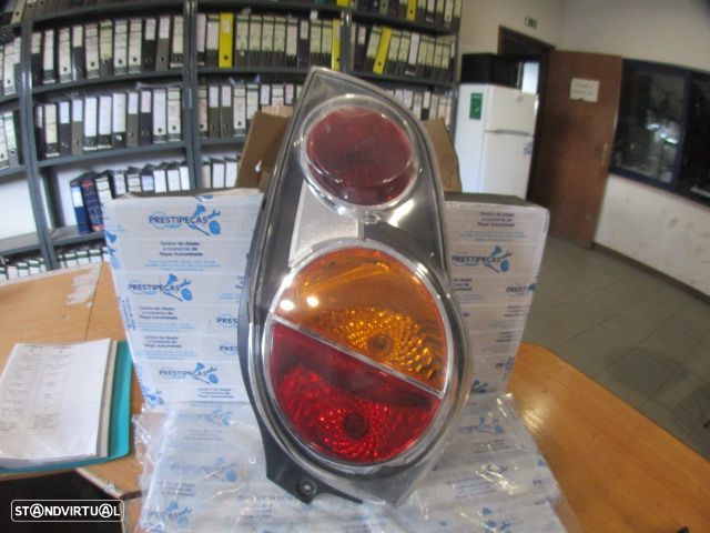 Farol Tras Stop3016 CHEVROLET SPARK FASE 1  2012 1.0I 68CV 5P VERMELHO ESQ - 1