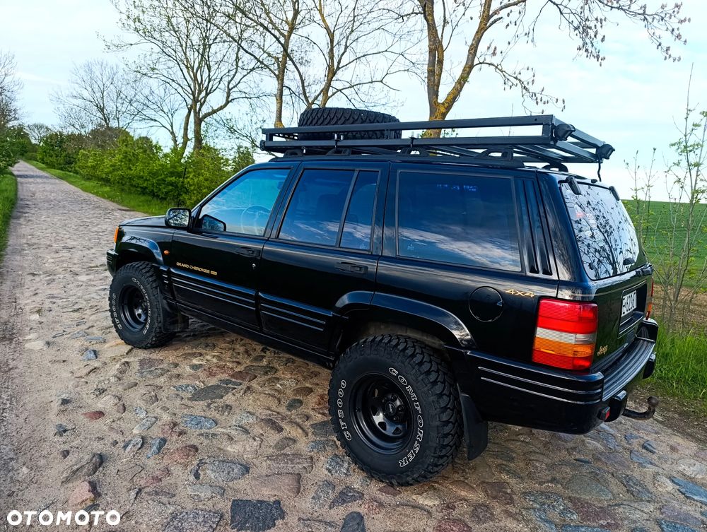 Jeep Grand Cherokee - 29