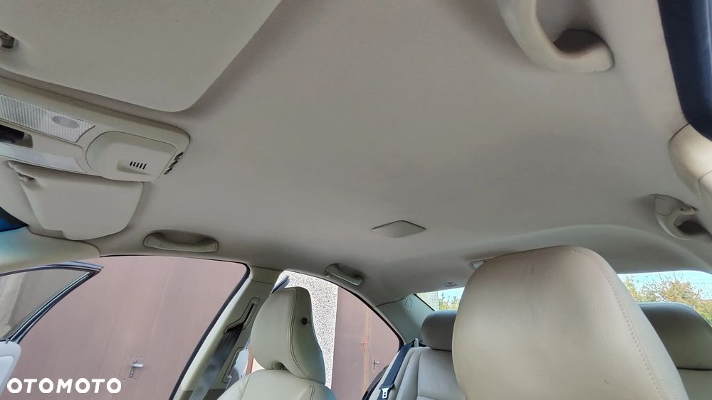 Volvo S60 2.4 Summum - 36