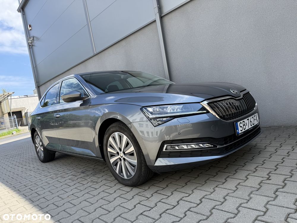 Skoda Superb 2.0 TDI SCR Style DSG - 2