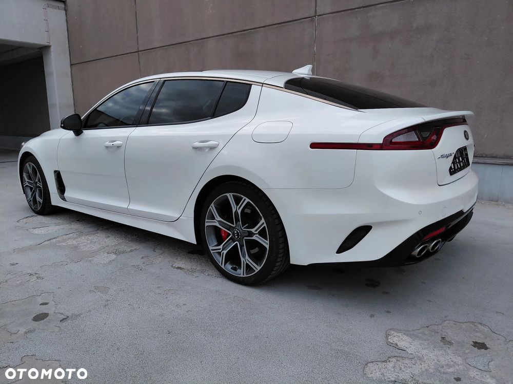 Kia Stinger 3.3 T-GDI AWD GT - 3