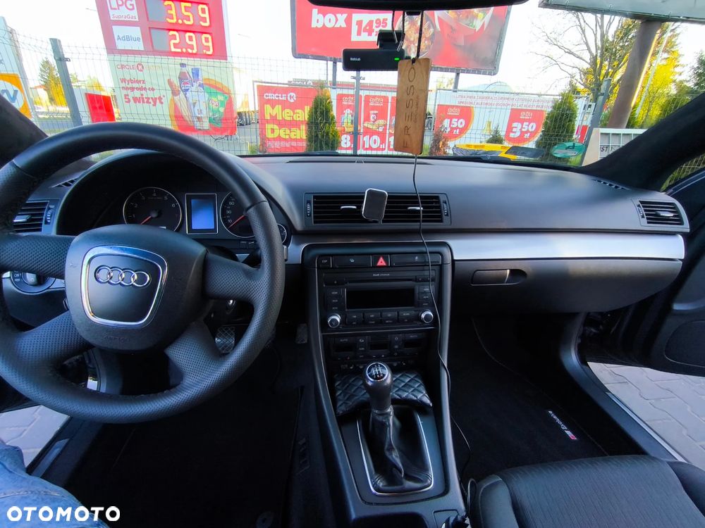 Audi A4 Limousine 1.6 - 7