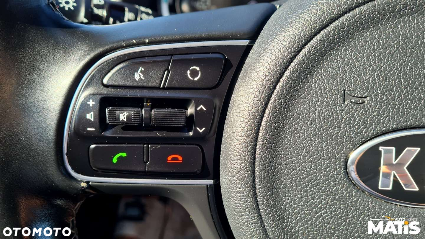Kia Niro - 40