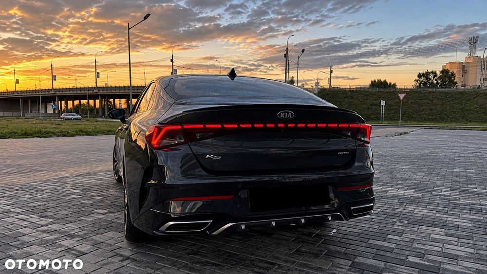 Kia K5 - 7