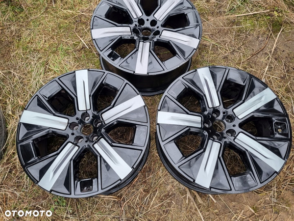 BMW i iX i20 9x21 ET36 5x112 5A02655 STYLING 1011