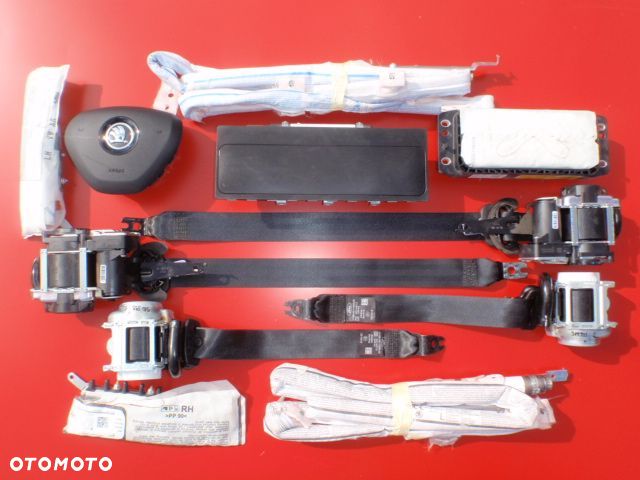 SKODA FABIA OCTAVIA SUPERB 3 III PODUSZKA POWIETRZNA KIEROWCY PASAŻERA PODUSZKI AIRBAG PASY PAS Raz2 - 2