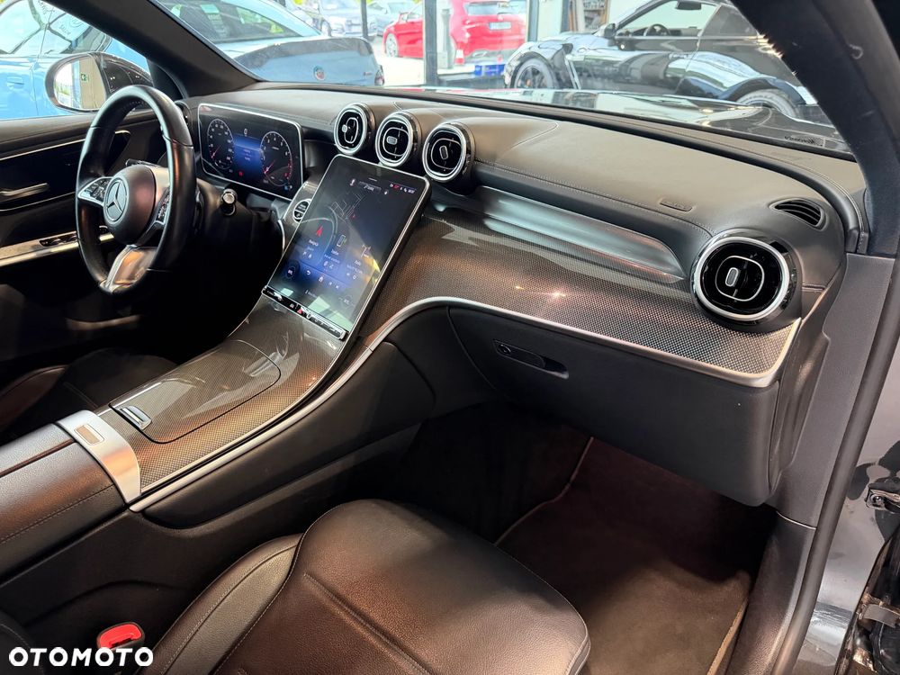 Mercedes-Benz GLC 200 mHEV 4-Matic AMG Line - 25