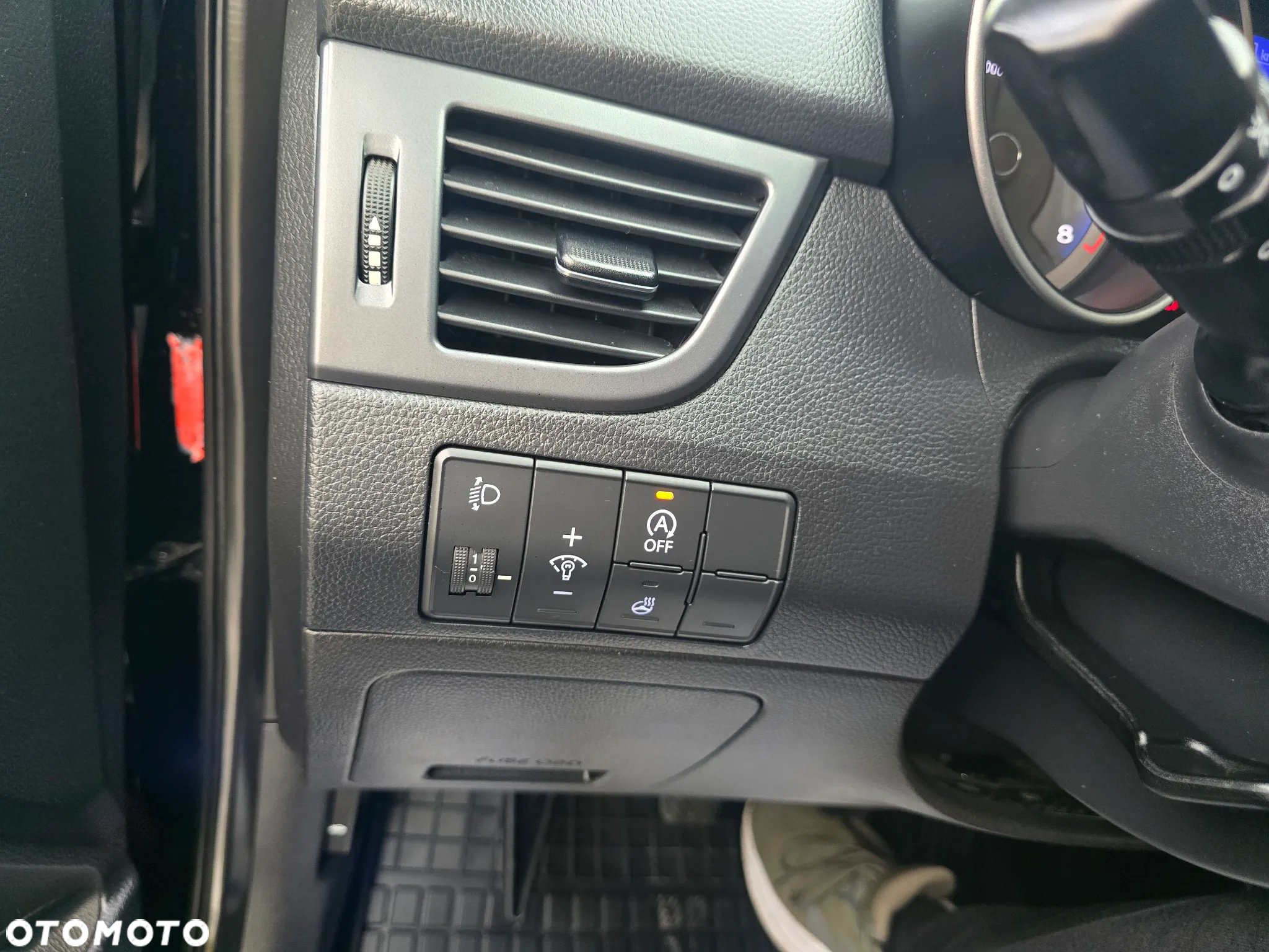 Hyundai i30 Kombi 1.4 Family - 35