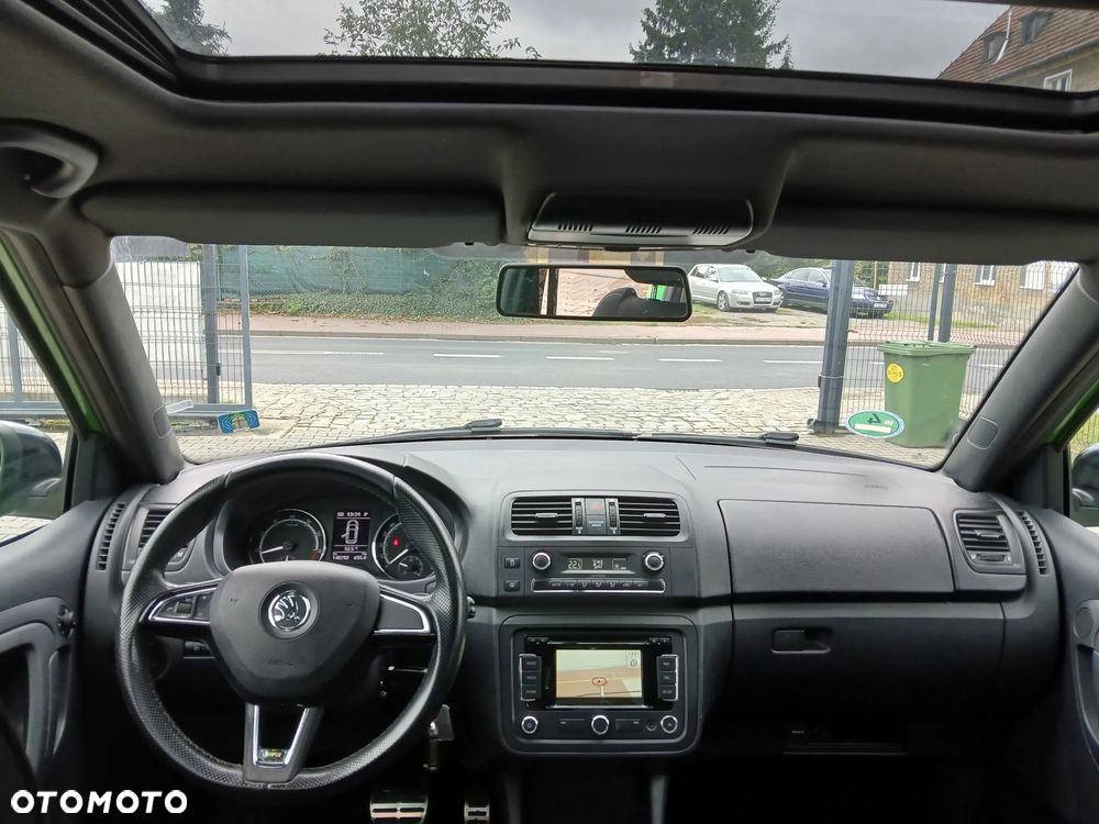 Skoda Fabia 1.4 TSI DSG RS - 12